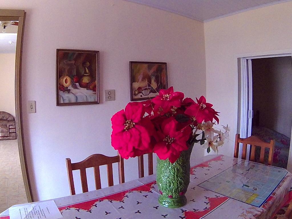 Casa Para Temporada Da Vo Cida Olimpia Bilik gambar